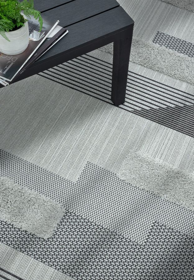 Килим для вулиці і дому Monty Black/Grey Geometric Indoor/Outdoor MN05 160x230 см